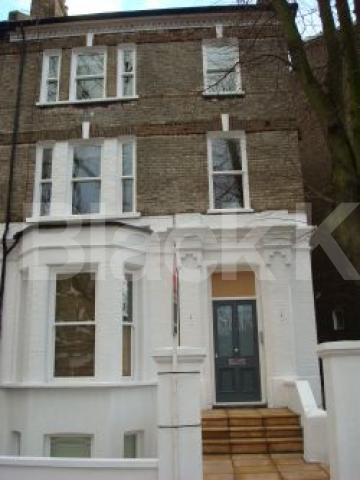 			MINS. TO PRIMROSE HILL!, 1 Bedroom, 1 bath, 1 reception Flat			 Oppidans Road, Primrose Hill